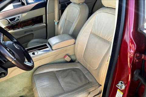 2011 Jaguar XF