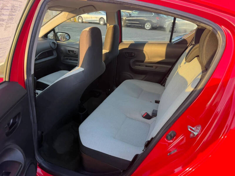 2015 Toyota Prius c