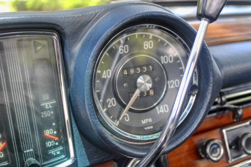 1970 Mercedes-Benz 280-Class