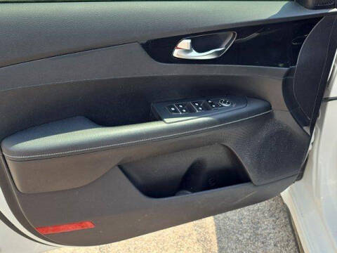 2021 Kia Forte GT Line