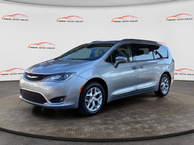 2018 Chrysler Pacifica Touring L Plus