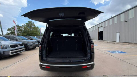 2023 Jeep Wagoneer