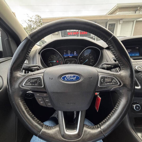 2015 Ford Focus SE