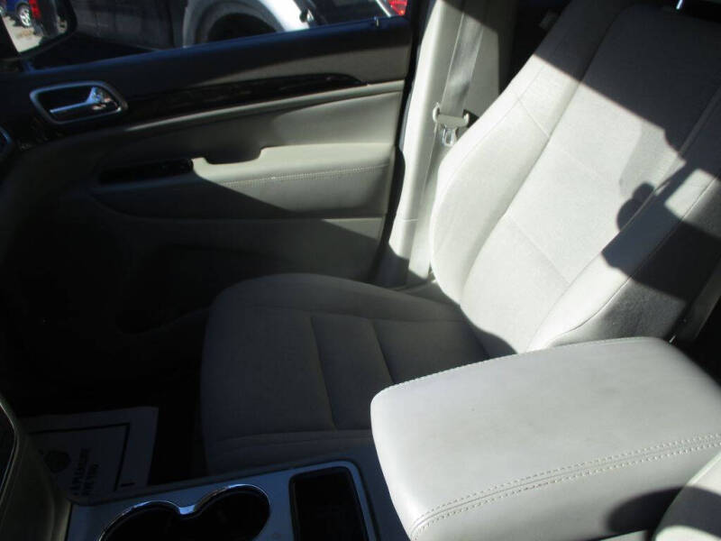 2013 Jeep Grand Cherokee Laredo