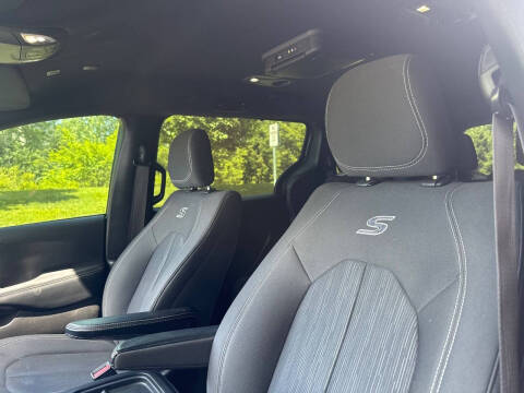 2019 Chrysler Pacifica Touring Plus