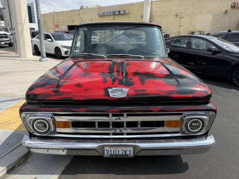 1961 Ford F-100