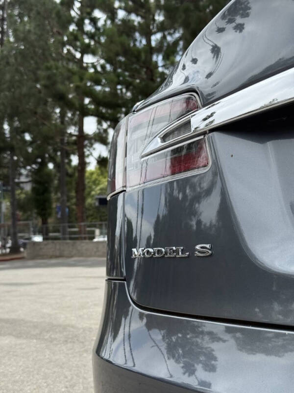 2014 Tesla Model S 85