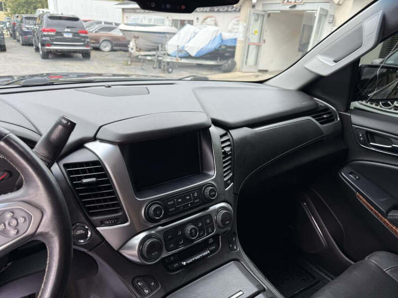 2017 Chevrolet Suburban Premier