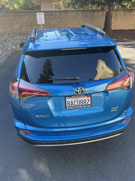 2017 Toyota RAV4 XLE