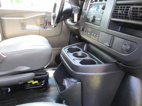 2022 GMC Savana 3500