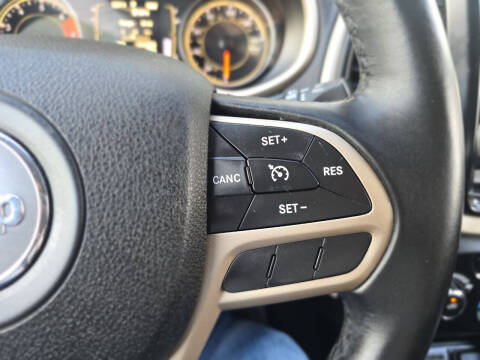 2017 Jeep Cherokee Sport Altitude