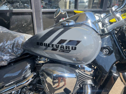 2025 Suzuki C50 (VL800)