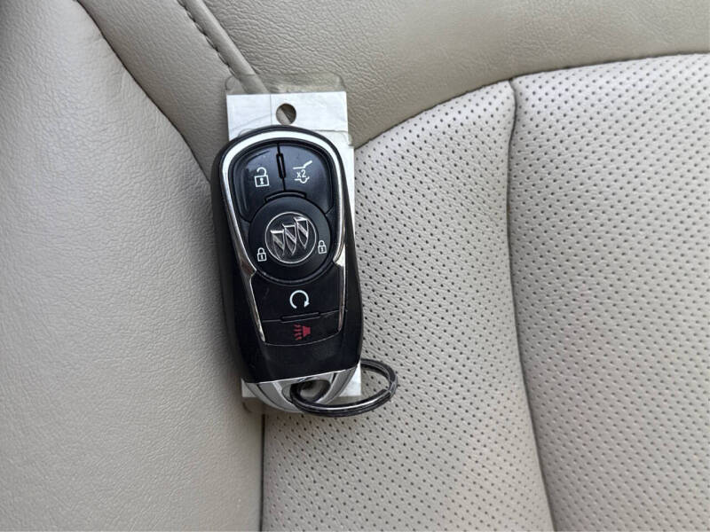 2017 Buick Envision Essence