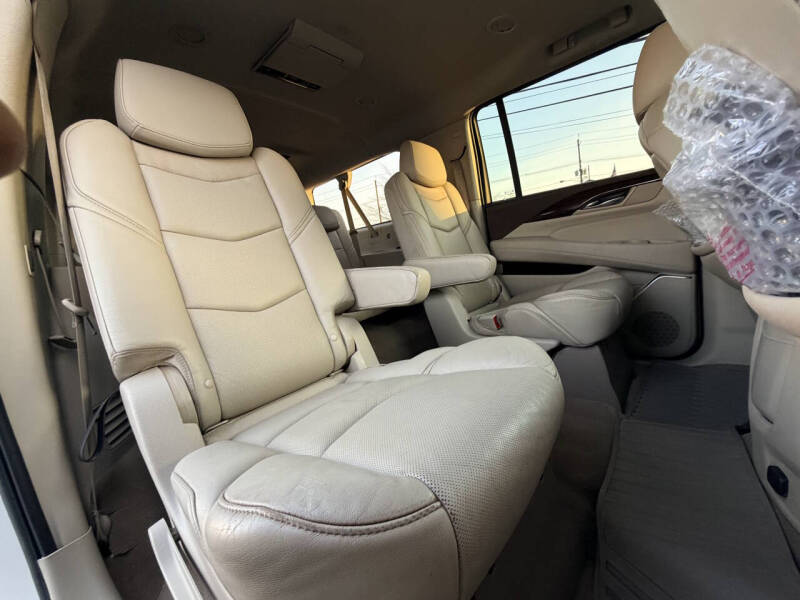 2017 Cadillac Escalade ESV Premium Luxury