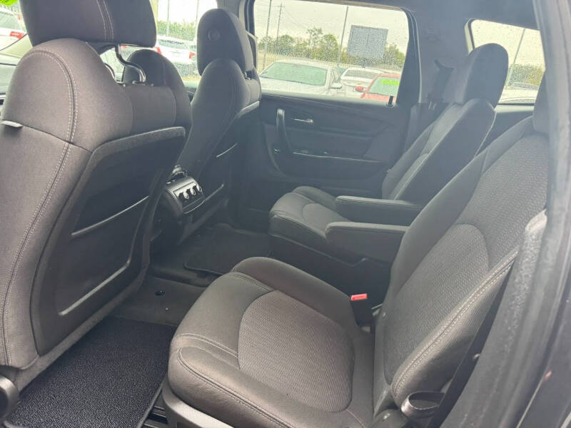 2017 Chevrolet Traverse LT