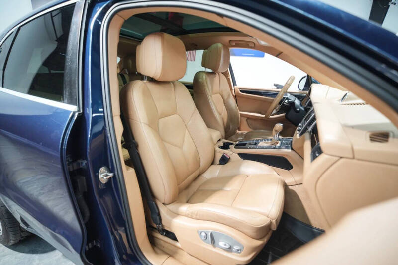2015 Porsche Macan S