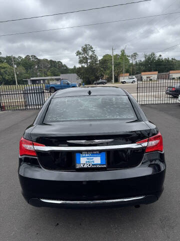 2013 Chrysler 200 Touring