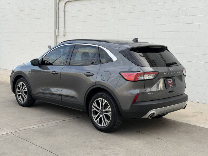 2021 Ford Escape SEL