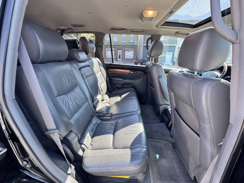 2004 Lexus GX 470