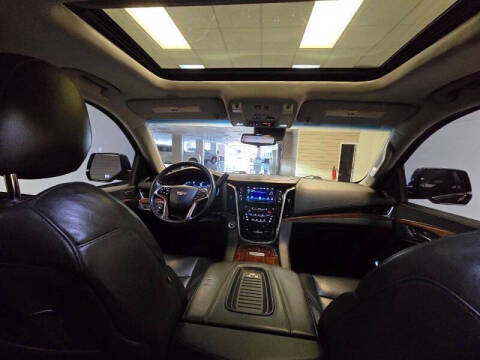 2020 Cadillac Escalade Luxury