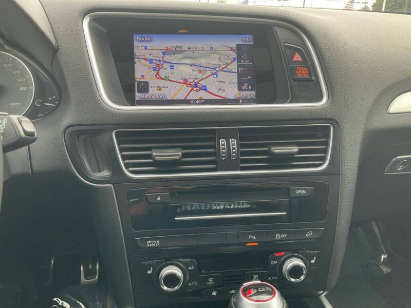 2015 Audi SQ5 3.0T quattro Prestige