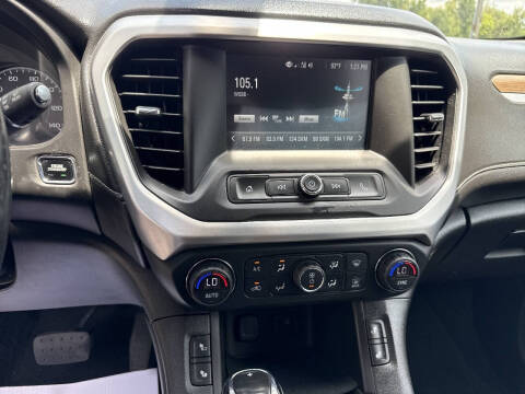 2017 GMC Acadia SLE-2