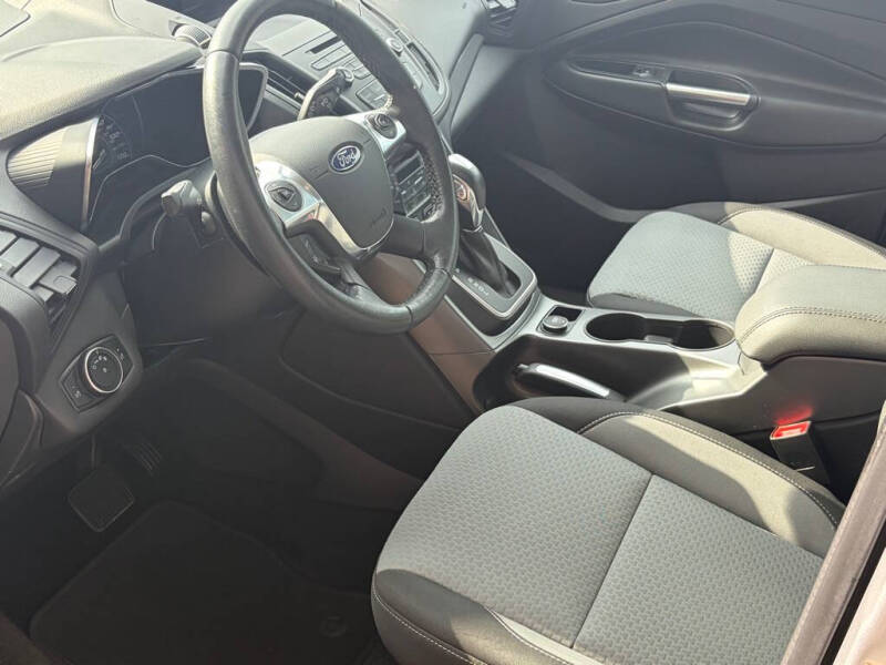 2017 Ford C-MAX Hybrid SE