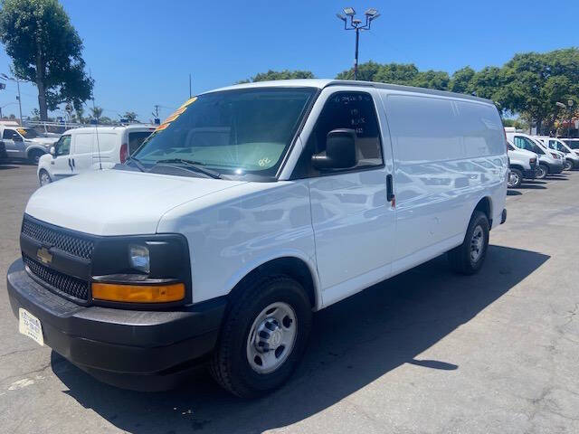 2017 Chevrolet Express 2500