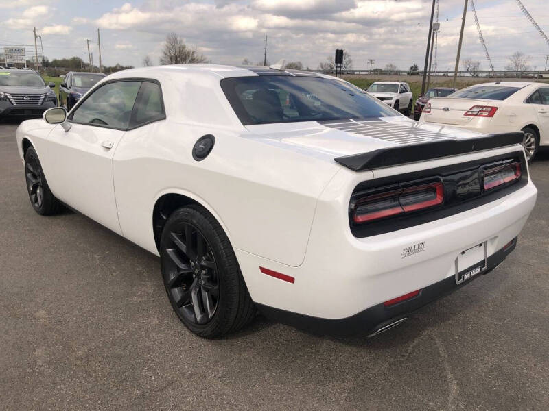 2021 Dodge Challenger SXT