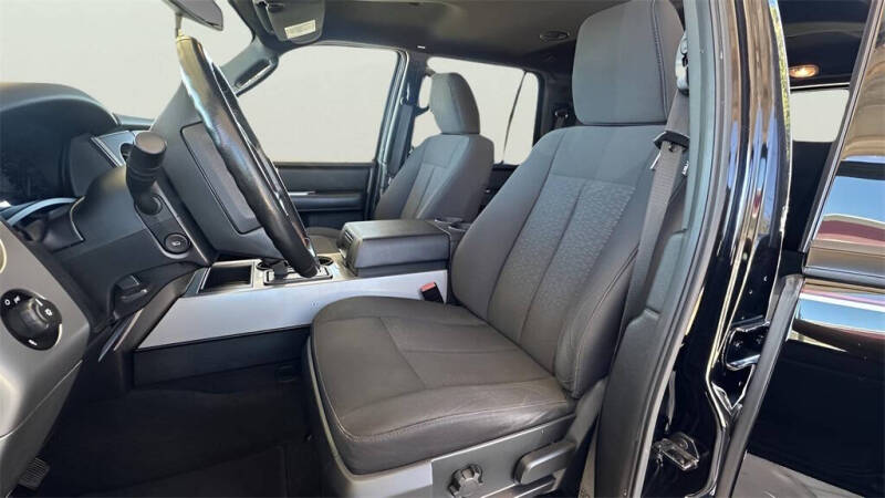 2017 Ford Expedition XLT