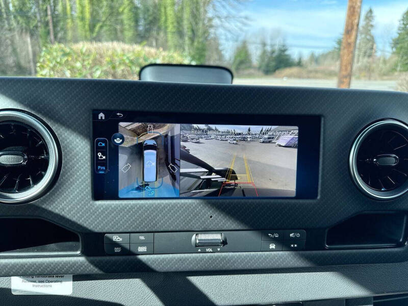 2025 Mercedes-Benz Sprinter