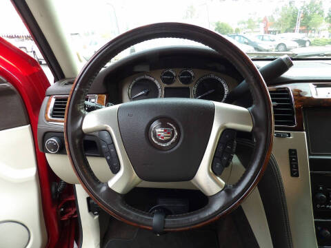 2013 Cadillac Escalade ESV Platinum Edition