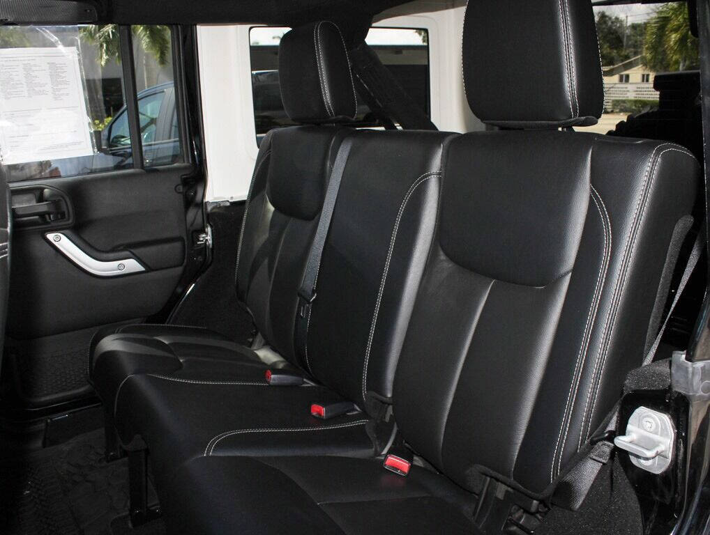 2016 JEEP Wrangler SUV / Crossover - $31,995