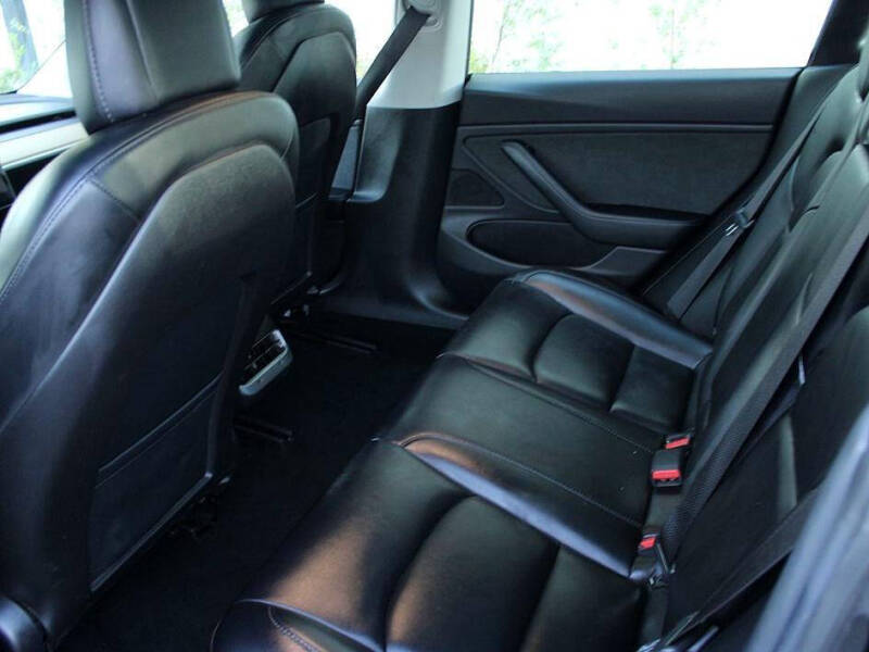 2019 Tesla Model 3 Standard Range Plus