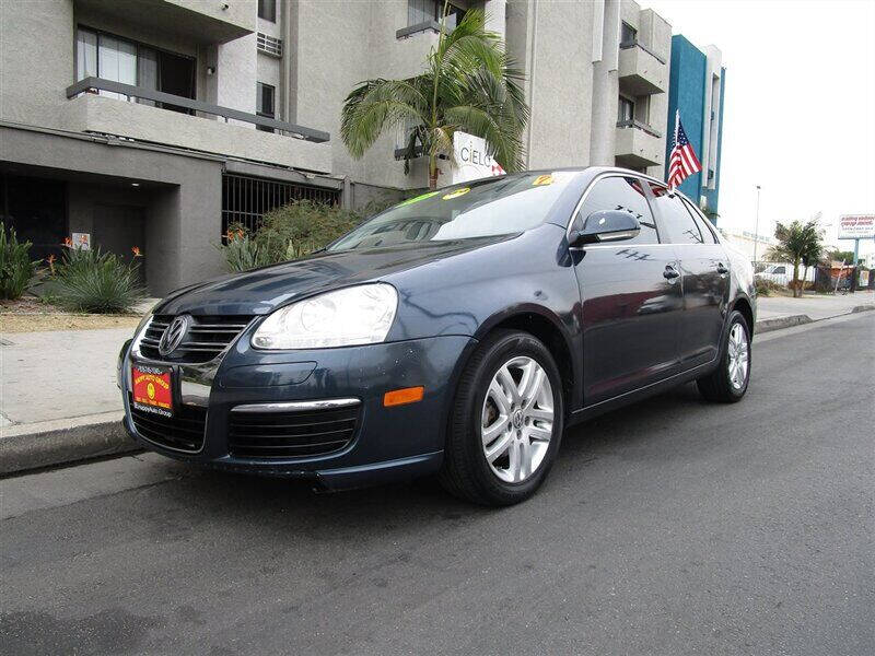 Blue 2006 Volkswagen Jetta TDI TDI 4dr Sedan w/Automatic 1