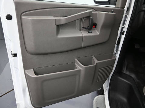 2024 GMC Savana 2500