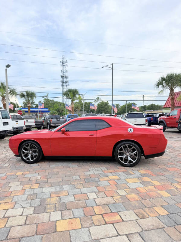 2015 Dodge Challenger SXT Plus
