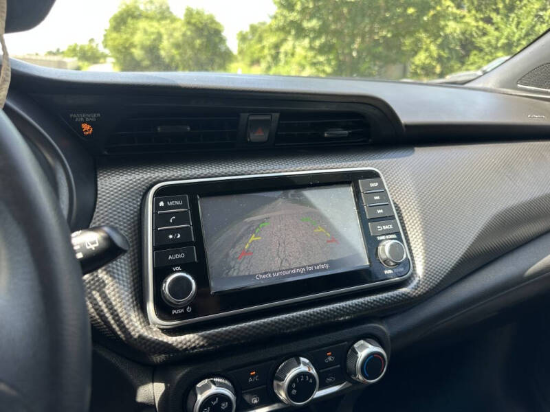 2020 Nissan Kicks S