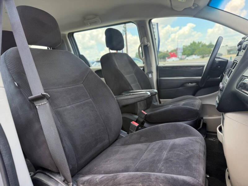 2014 Dodge Grand Caravan SE