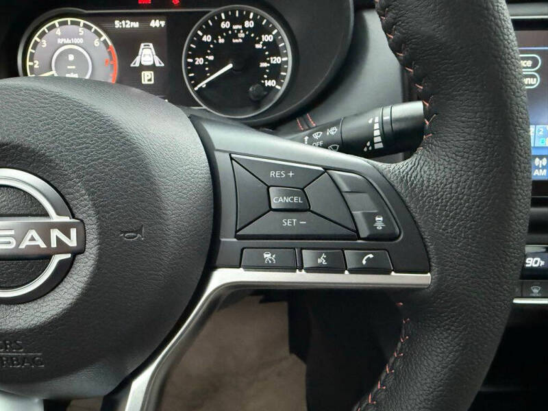 2025 Nissan Versa SR