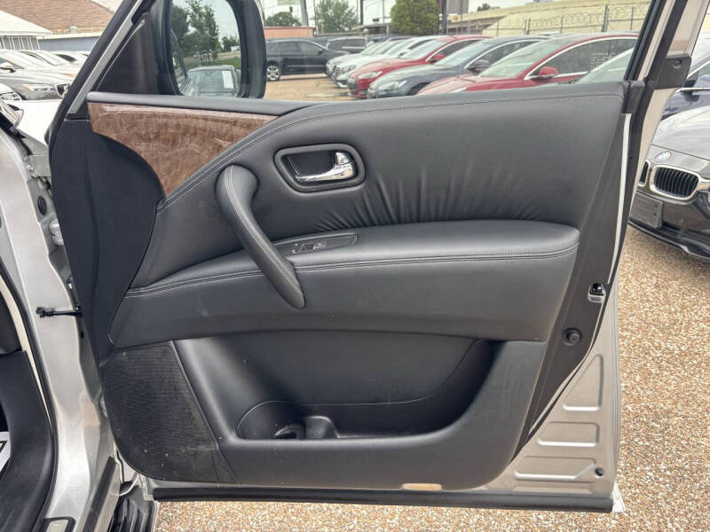 2017 Infiniti QX80
