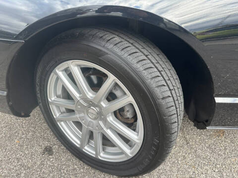 2004 Ford Thunderbird Deluxe