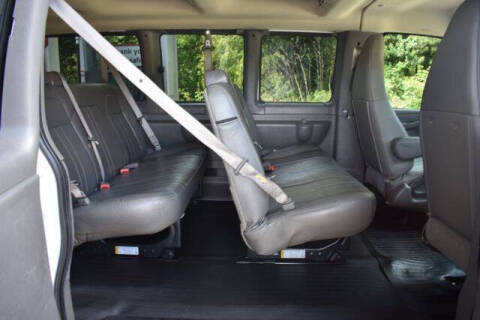 2022 Chevrolet Express LS 3500