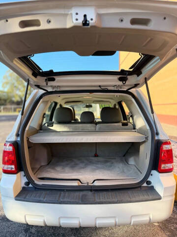 2011 Ford Escape XLS