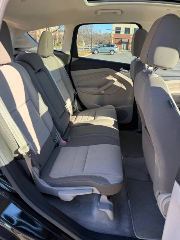 2013 Ford C-MAX Hybrid SE