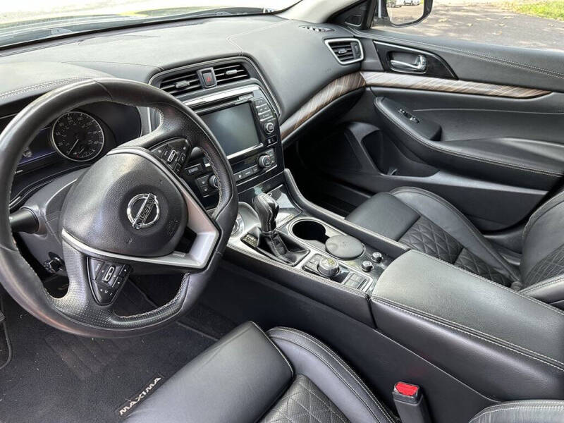 2016 Nissan Maxima Platinum