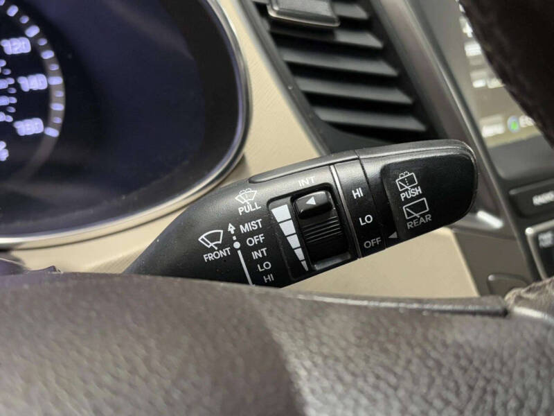 2017 Hyundai Santa Fe Sport 2.0T Ultimate