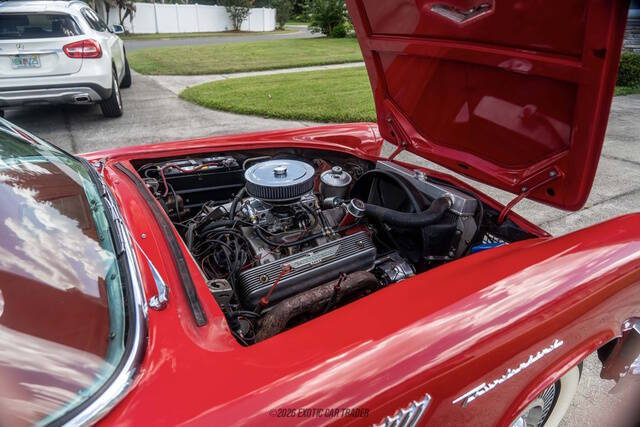 1957 Ford Thunderbird