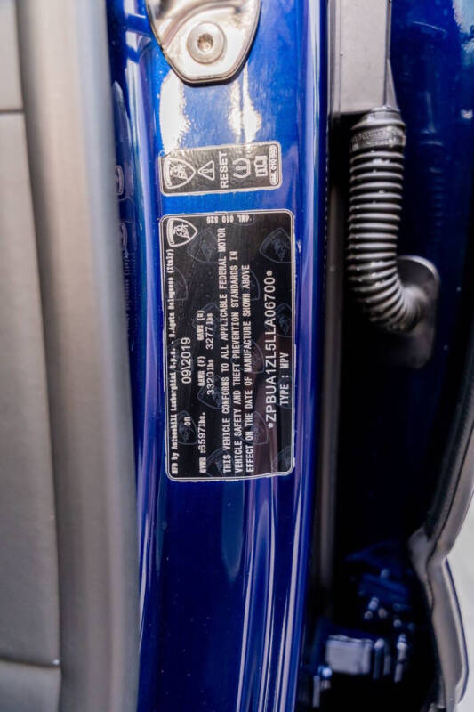 2020 Lamborghini Urus