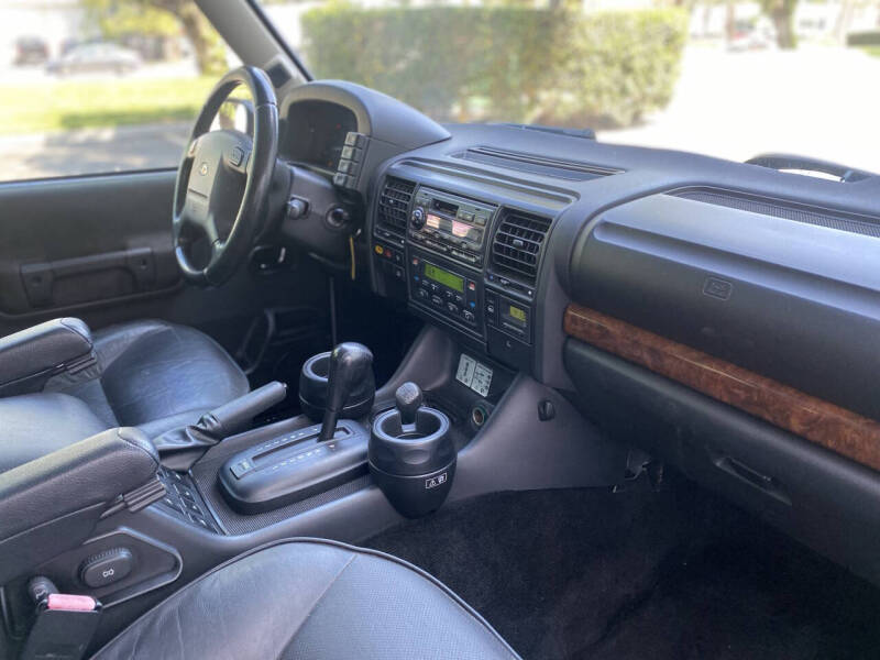 2004 Land Rover Discovery SE